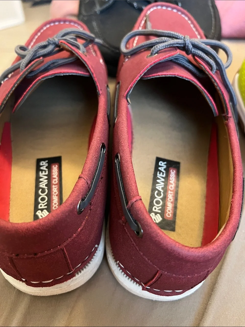 Rocawear Men's Burgundy Boat Shoes with Gray Laces
